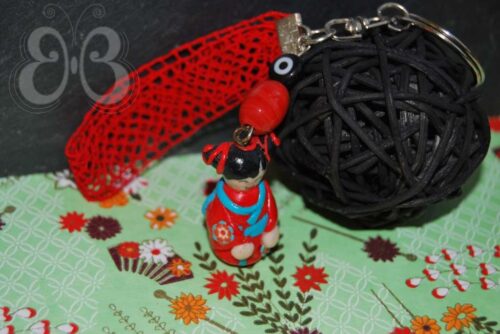 porte clef japonaise kimono rouge