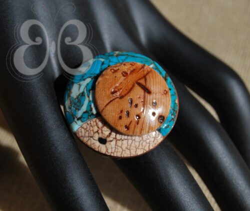 Bague ethnique "retour à la terre"