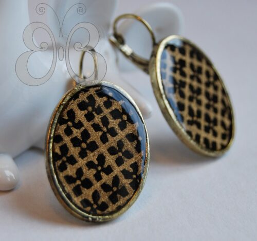 Boucles d'oreilles laiton avec enluminure noir et or
