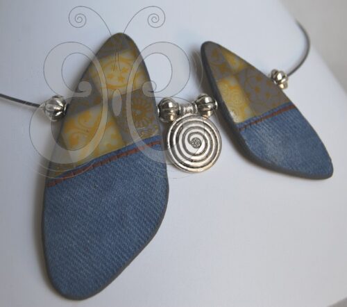 Collier polymère jean's et carreaux de céramique