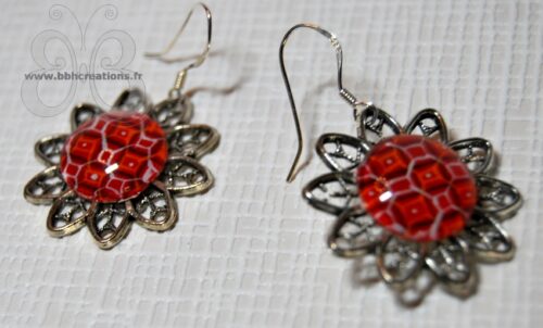 Boucles d'oreilles argent 925°° enluminure 13éme siècle fleur rouge