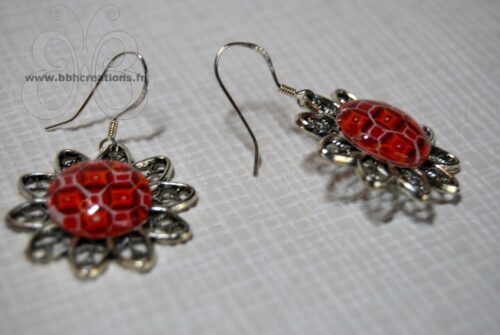 Boucles d'oreilles argent 925°° enluminure 13éme siècle fleur rouge