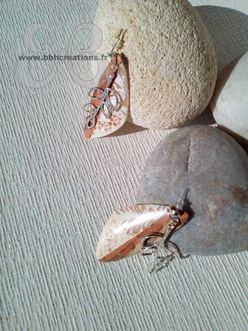 Boucles d'oreilles argent en polymère imitation liège et fleur plaqué argent