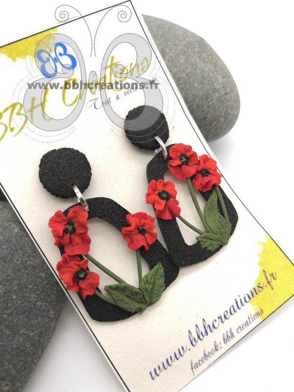 Boucles d'oreilles puce "jardin de coquelicots" en polymère