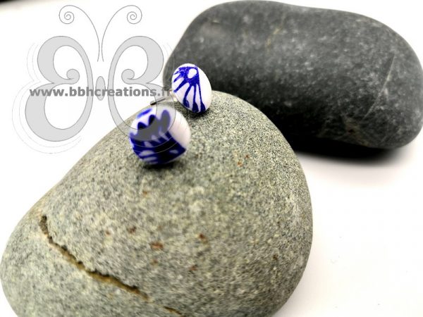 Boucles d'oreilles puces en pâte polymère "Porcelaine de Chine"