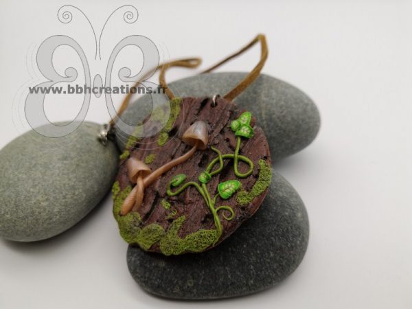 Collier polymère fantasy la "forêt enchantée"